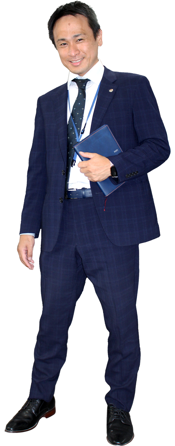 社員H.M 全身イメージ