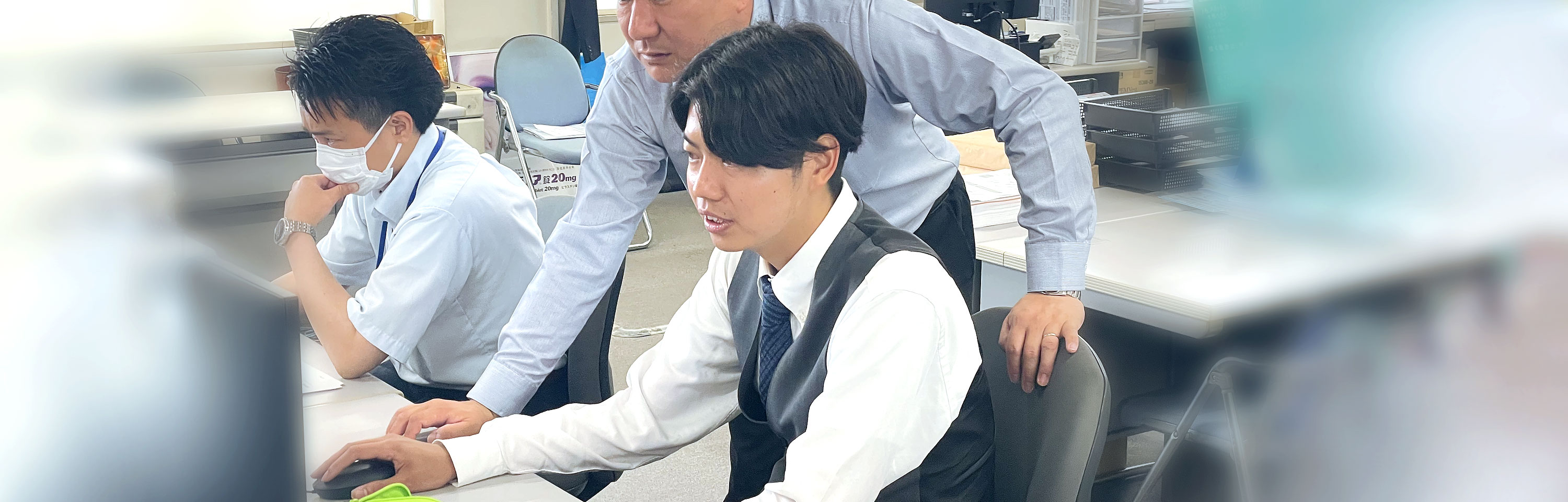 社員J.T 背景イメージ