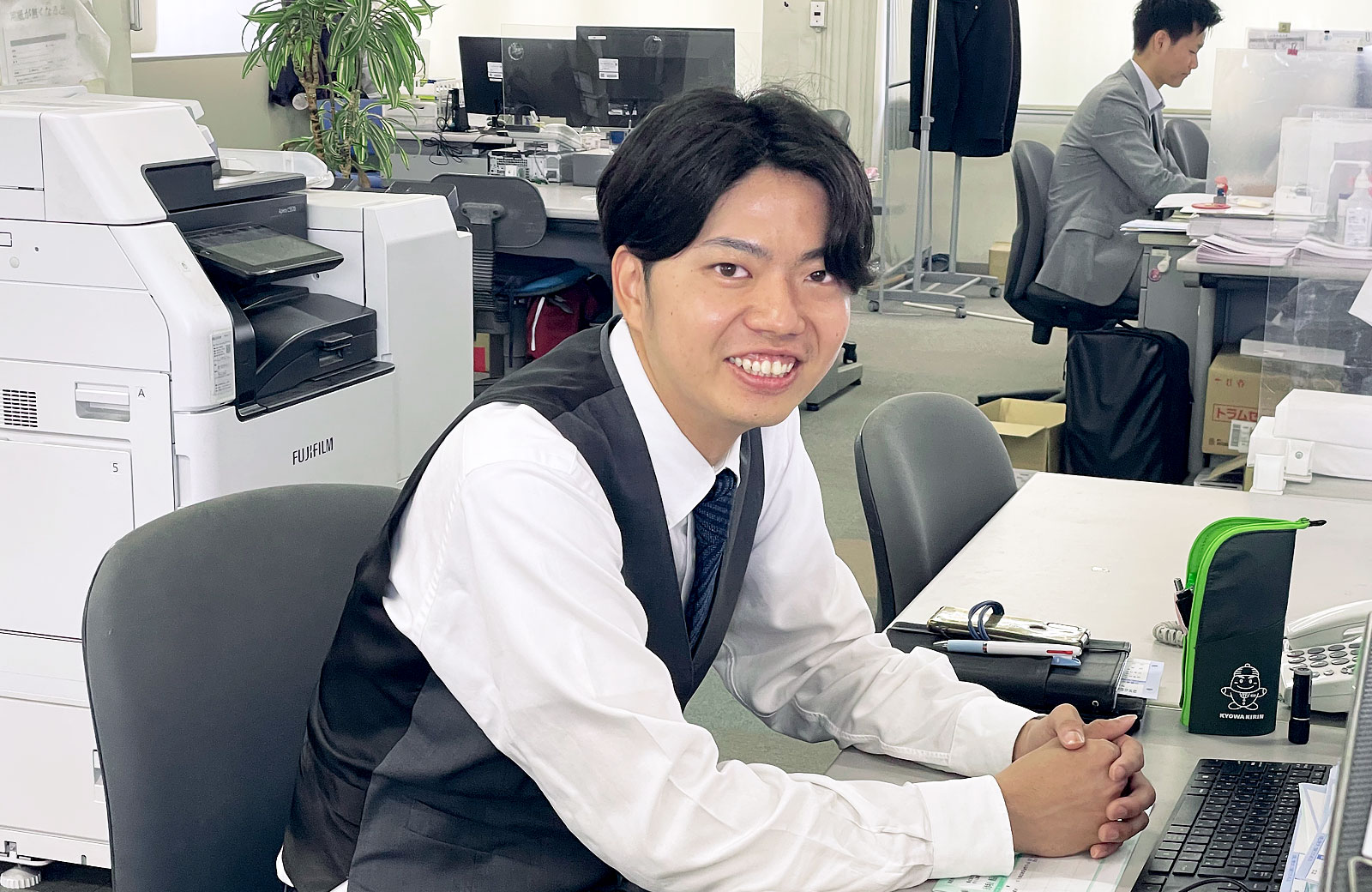 社員J.T メインイメージ